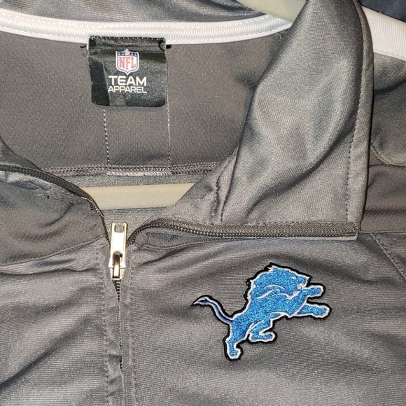 Lion's Zip-Up Jacket - Picture 2 of 3